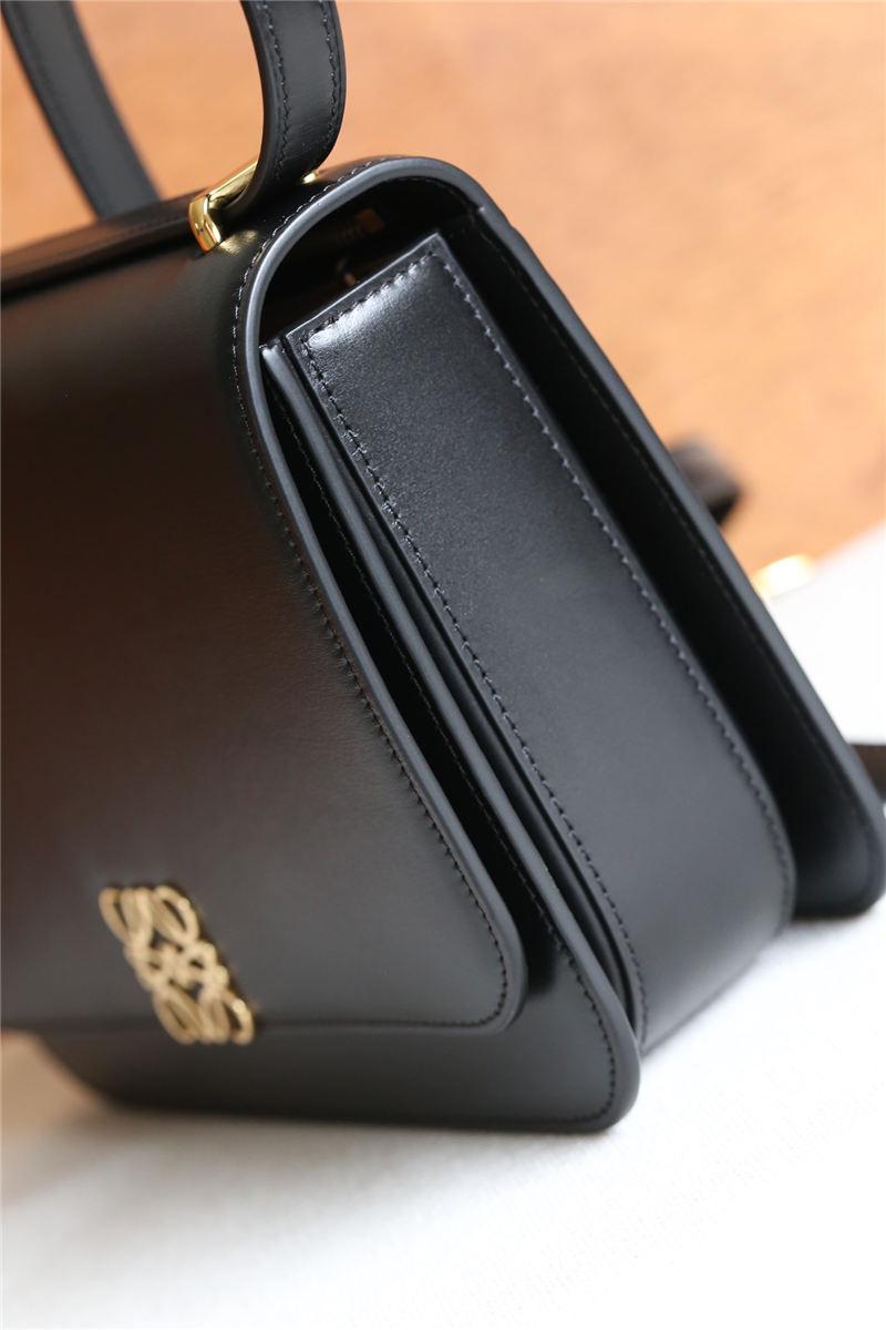 Goya bag in silk calfskin Black High