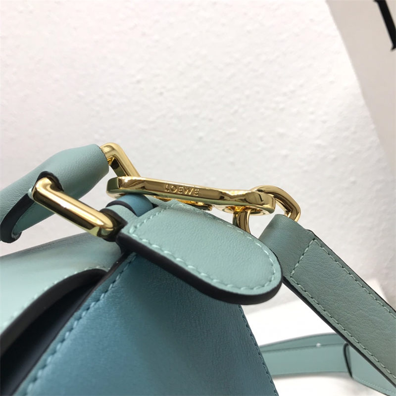 Small Puzzle bag in classic calfskin High