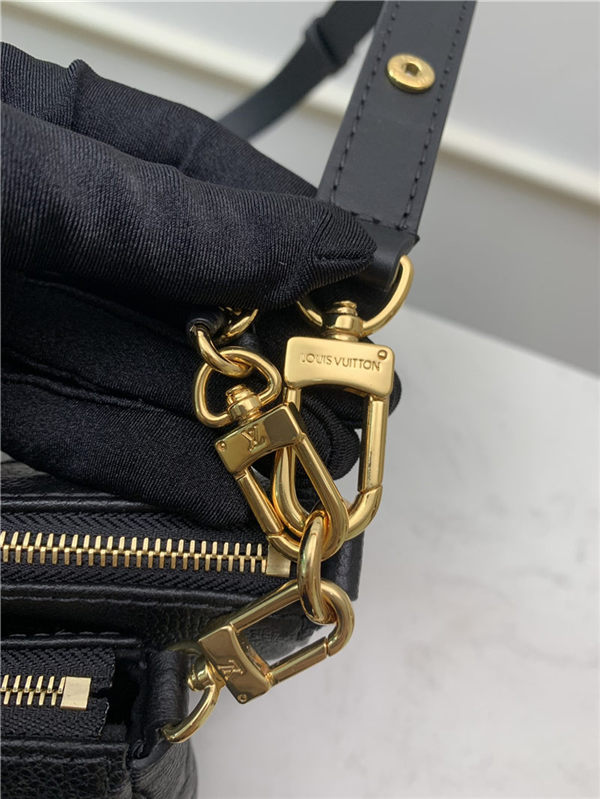 Louis Vuitton MULTI POCHETTE ACCESSOIRES Embossed supple grained cowhide leather M80339 Black High