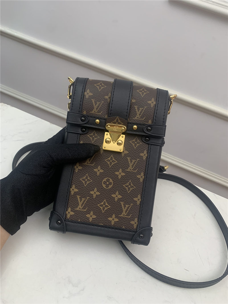 Louis Vuitton VERTICAL TRUNK POCHETTE Monogram M63913 High