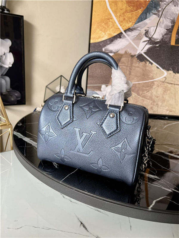 Louis Vuitton SPEEDY BANDOULIÈRE 20 Embossed grained cowhide leather M58953 Navy Nacre High