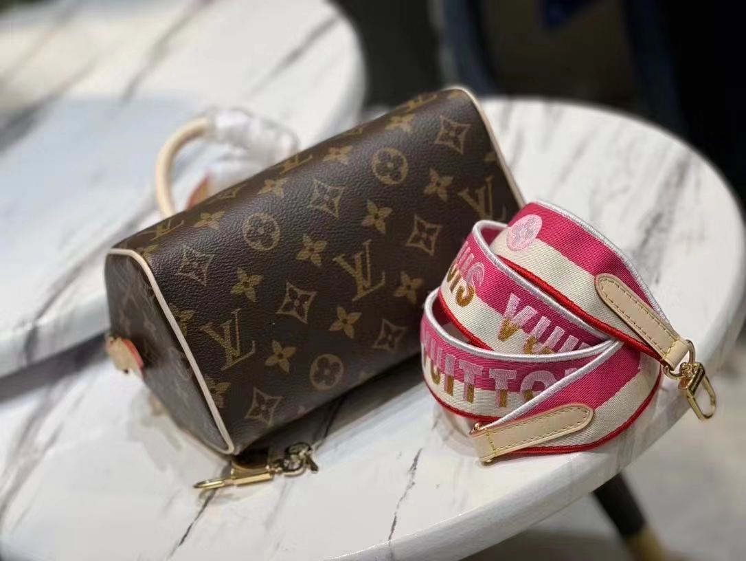 Louis Vuitton SPEEDY BANDOULIÈRE 20 Monogram M45948 High