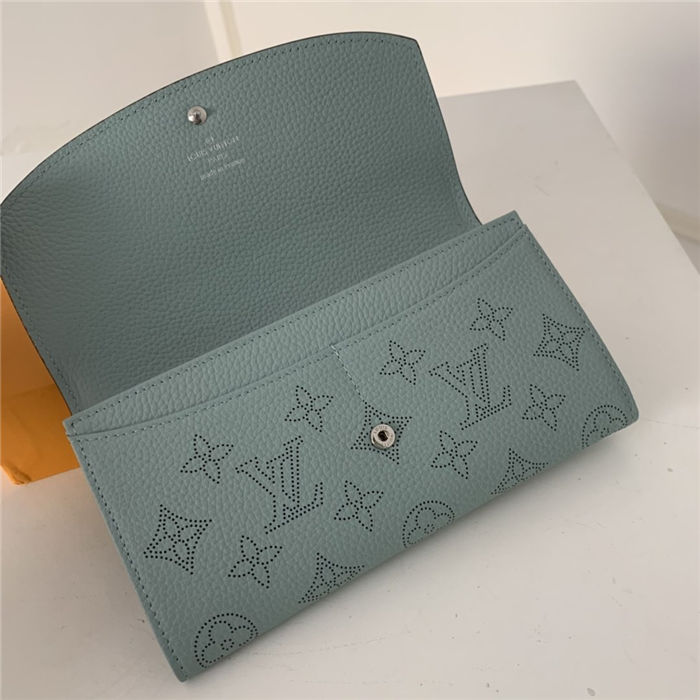 Louis Vuitton IRIS WALLET Mahina Vert Lagon High