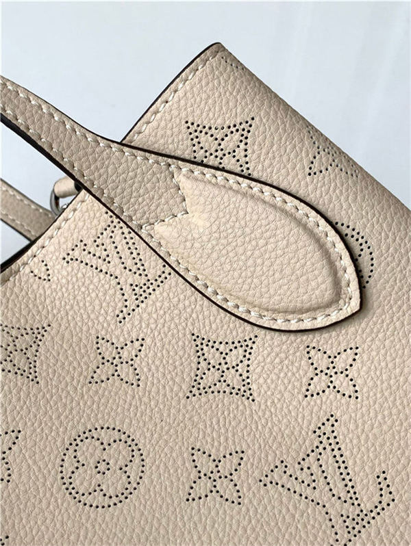 Louis Vuitton Blossom PM Mahina perforated calfskin leather M21909 High