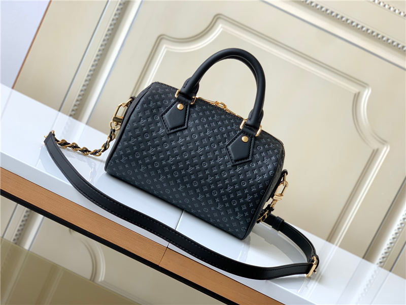 Louis Vuitton SPEEDY BANDOULIÈRE 20 Calfskin M22595 High