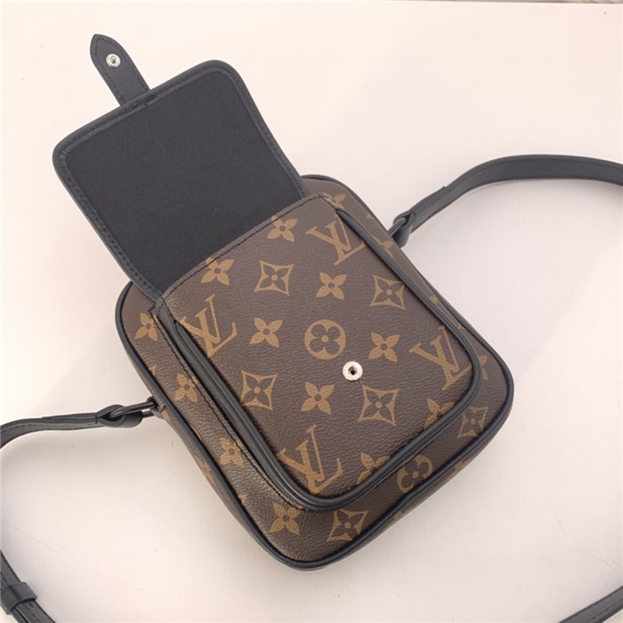 Louis Vuitton CHRISTOPHER WEARABLE WALLET High