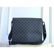 Louis Vuitton DISTRICT MM Damier Graphite High