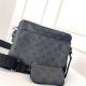 Louis Vuitton TRIO MESSENGER Monogram Eclipse&Reverse High