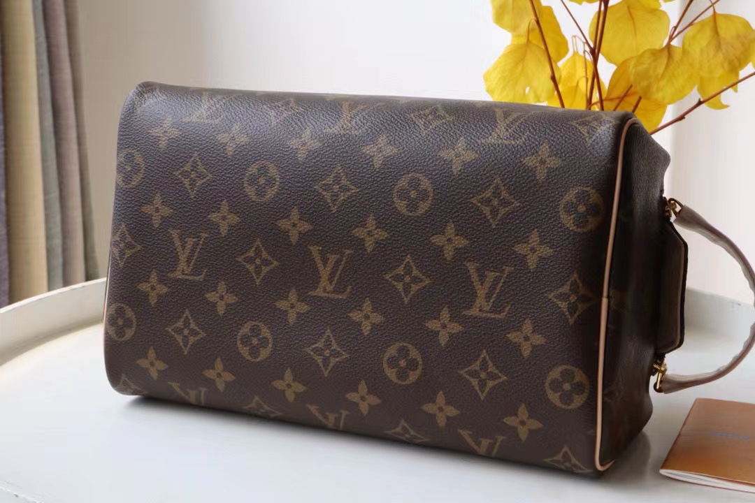 Louis Vuitton DOPP KIT TOILET POUCH Monogram High