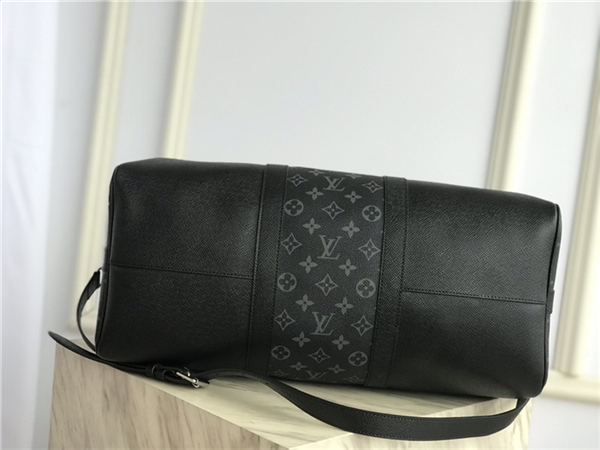 Louis Vuitton KEEPALL BANDOULIÈRE 45 Taiga Black High