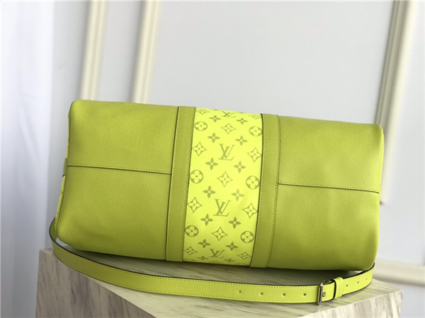 Louis Vuitton KEEPALL BANDOULIÈRE 45 Taiga Lemon High