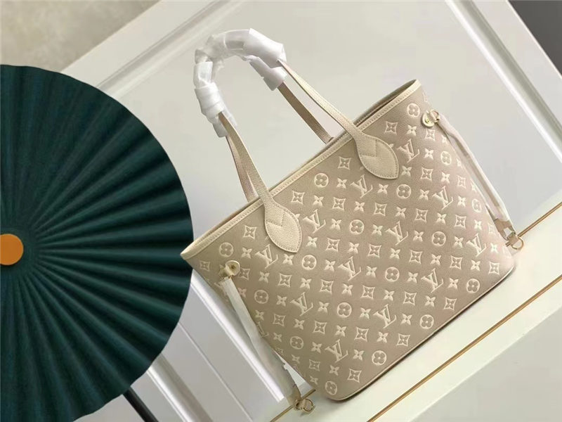 Louis Vuitton NEVERFULL MM Printed and embossed grained cowhide leather M46102 High