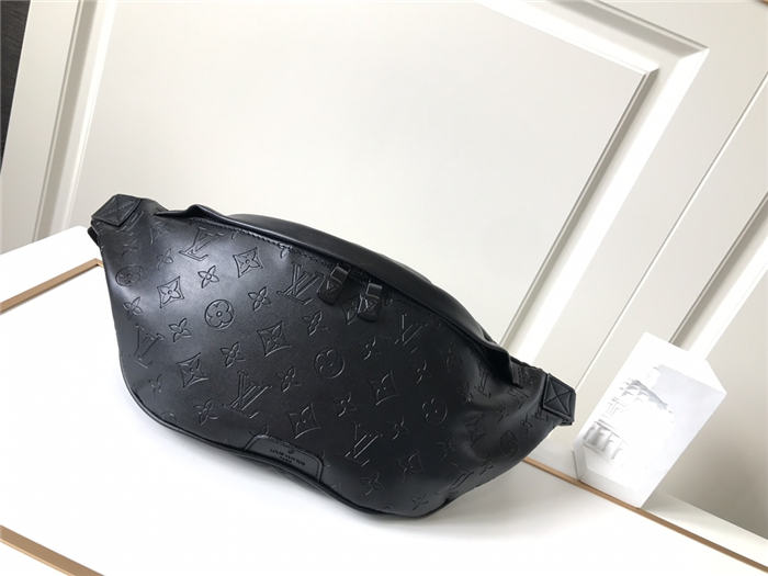 Louis Vuitton Discovery Bumbag Monogram Shadow