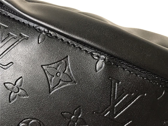 Louis Vuitton Discovery Bumbag Monogram Shadow