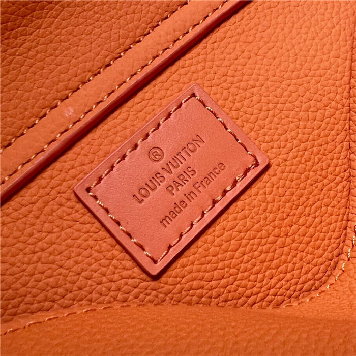 LV Aerogram Slingbag grained calf Orange High