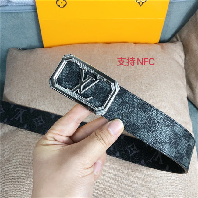 Louis Vuitton LV INITIALES 40MM BELT High