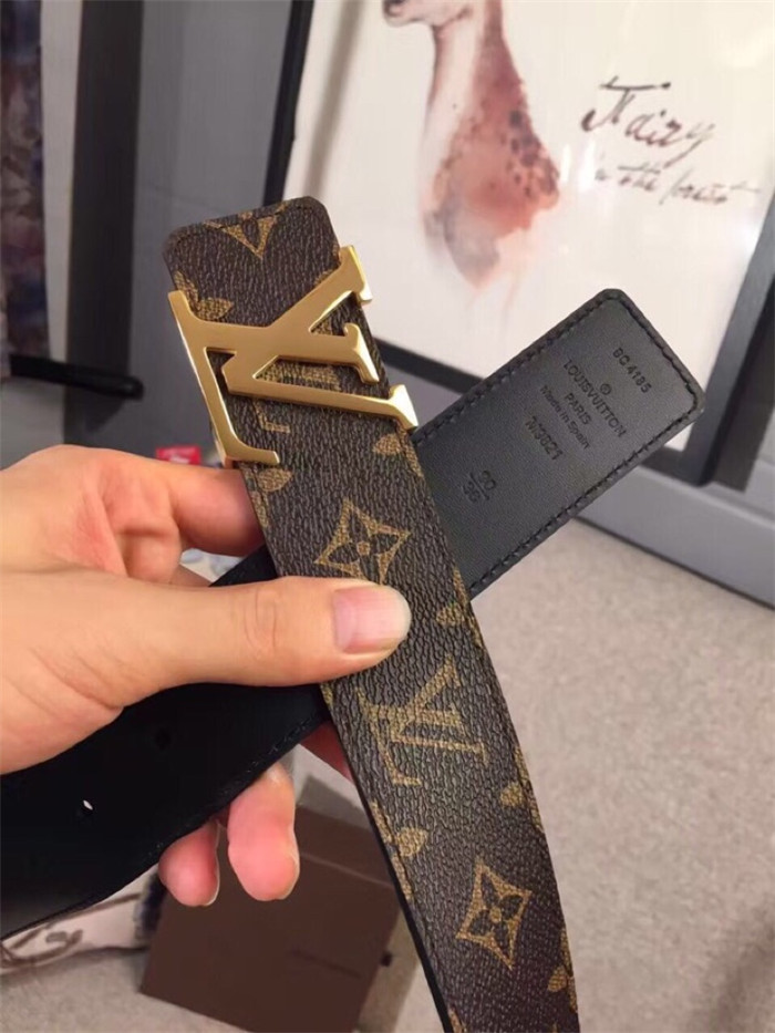 Louis Vuitton LV INITIALES 40MM Reversible BELT Monogram Gold Metal High