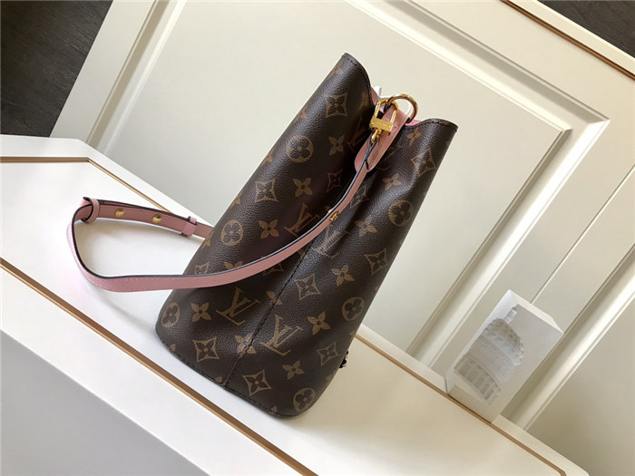 Louis Vuitton NéoNoé MM Bag Monogram Canvas M44022