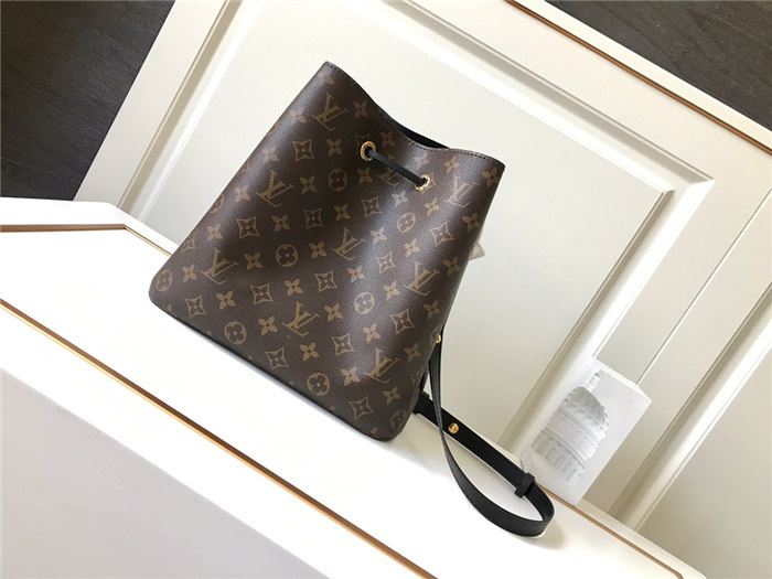 Louis Vuitton NéoNoé MM Bag Monogram Canvas M44020