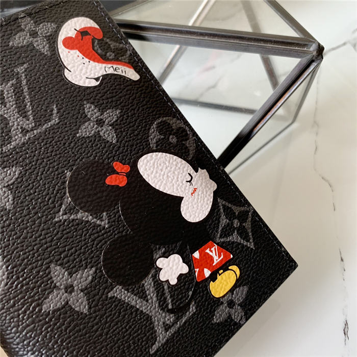 Louis Vuitton PASSPORT COVER Monogram Eclipse Minnie High