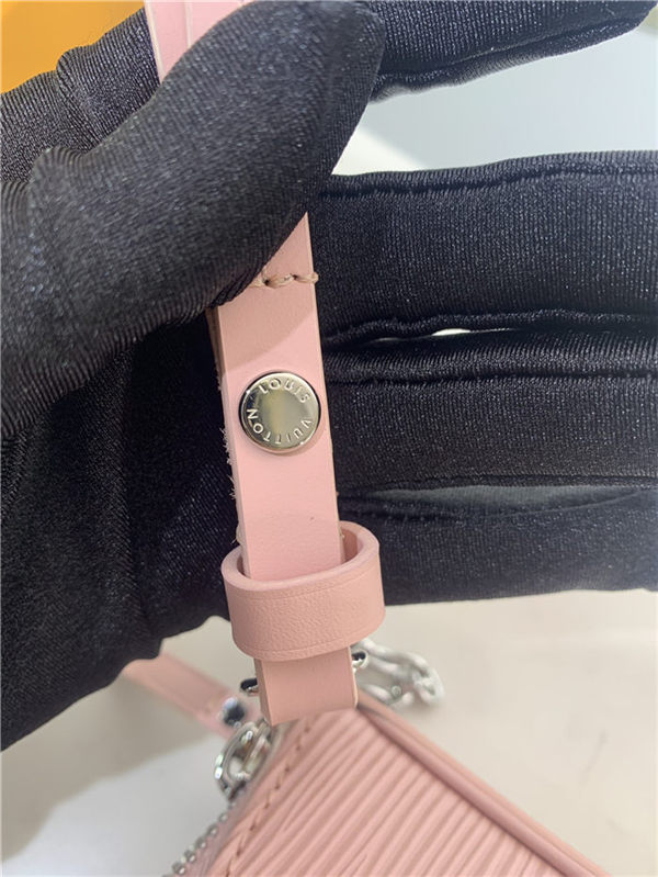 Louis Vuitton EASY POUCH ON STRAP Epi Rose Ballerine Pink High