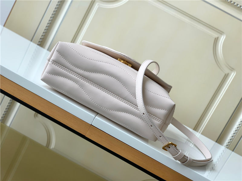 Louis Vuitton Hold Me top-handle bag Smooth cowhide leather M21797 Ivoire White High