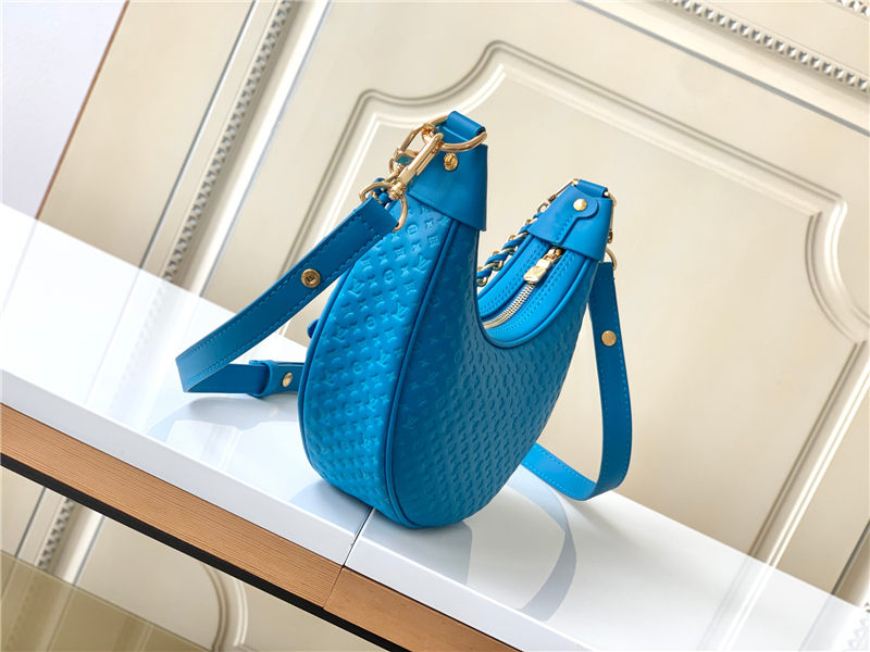 Louis Vuitton LOOP Baguette Handbag Calfskin M22593 Blue High