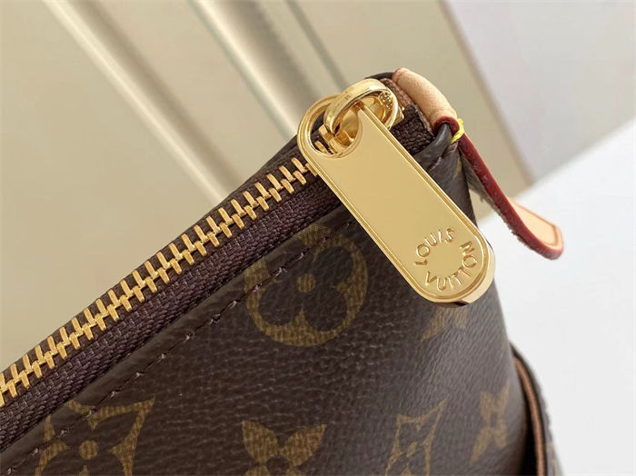 Louis Vuitton Totally MM Monogram Canvas M56689 High