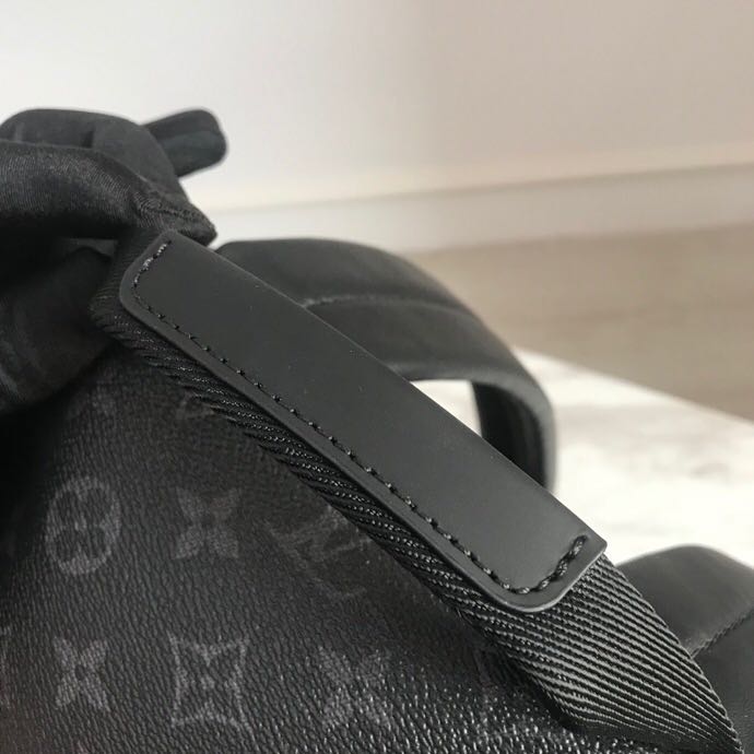 Louis Vuitton DISCOVERY BACKPACK PM Monogram Eclipse High