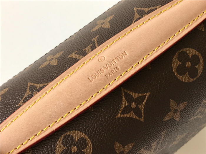 Louis Vuitton Pochette Metis Bag Monogram Canvas M40780