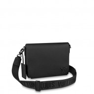 Louis Vuitton MESSENGER grained calf leather Black M57080 High