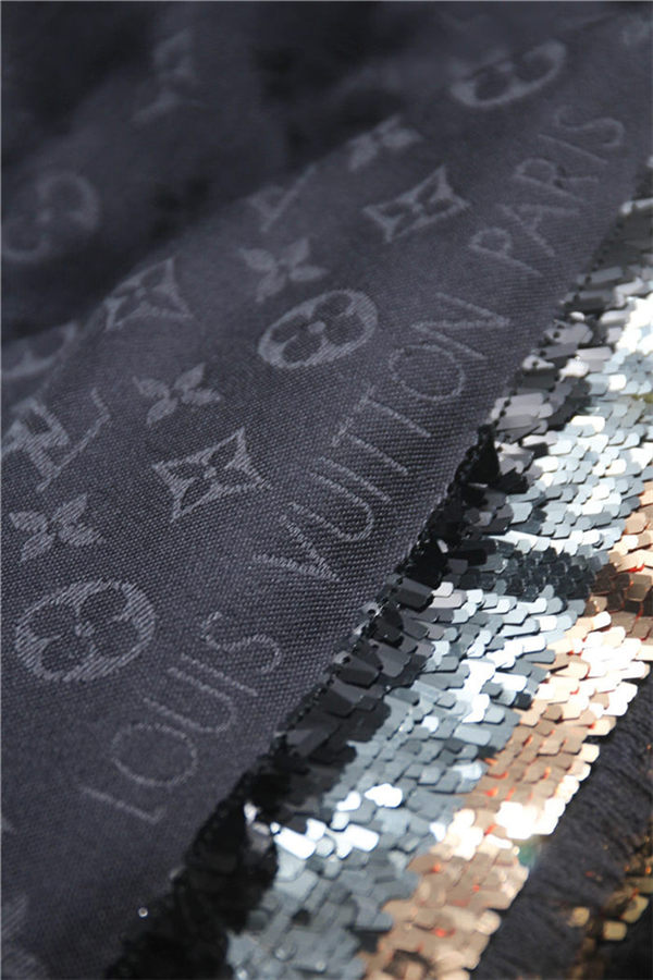 Louis Vuitton MONOGRAM SHAWL Silk/Wool Sequin High