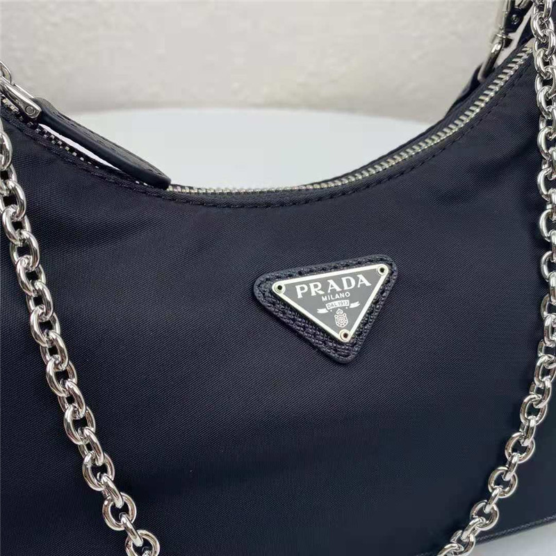 Prada Re-Edition 2005 nylon shoulder bag High