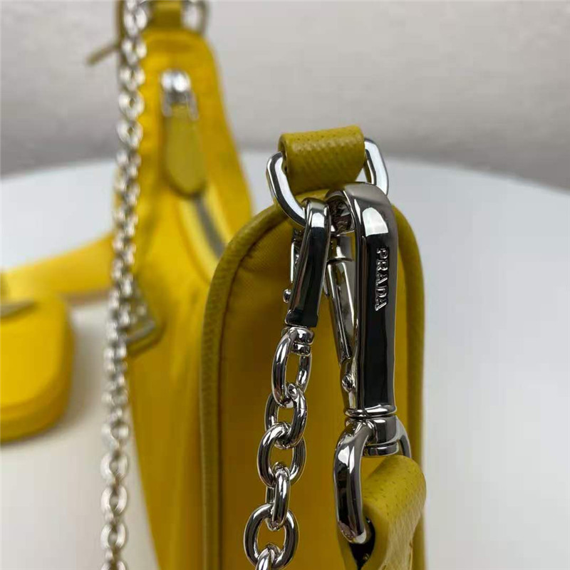 Prada Re-Edition 2005 nylon shoulder bag Yellow High