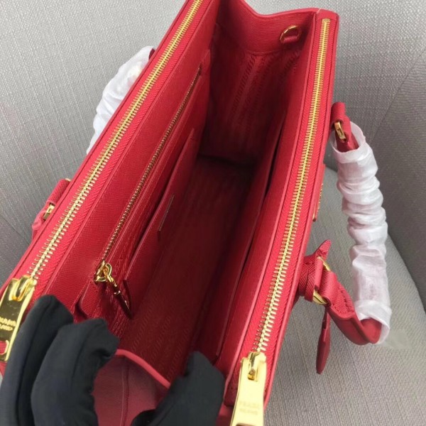 Prada Large Galleria Bag In Saffiano Leather Red High