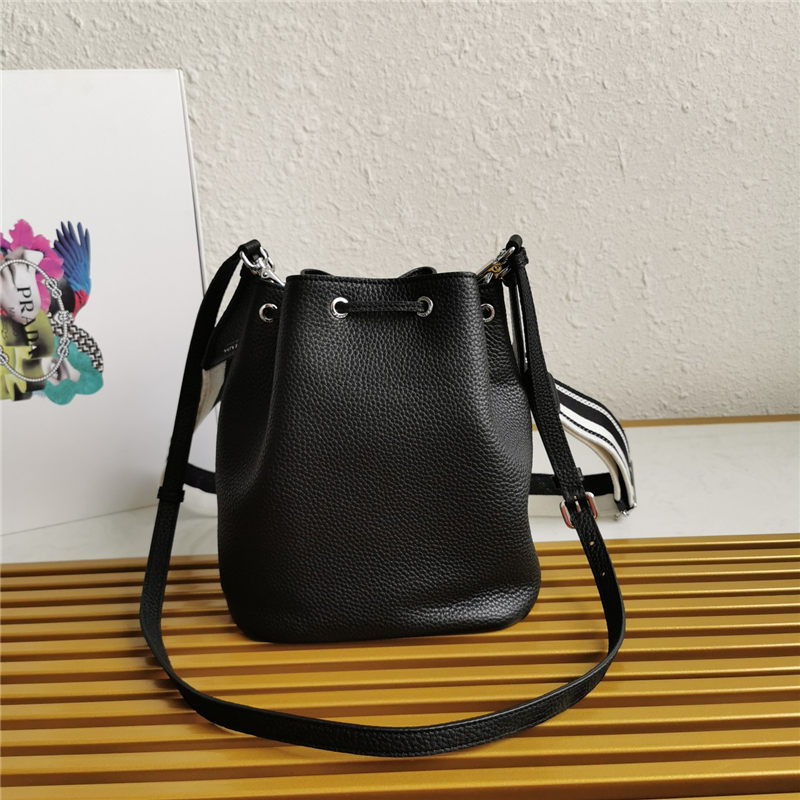 Prada Leather bucket bag 1BE060 High