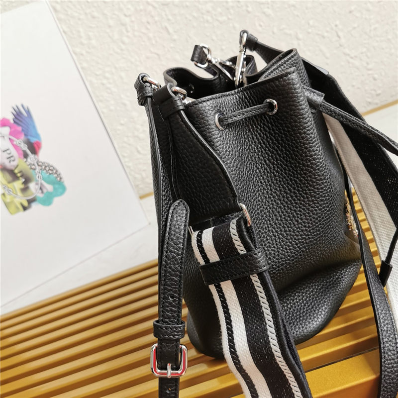 Prada Leather bucket bag 1BE060 High