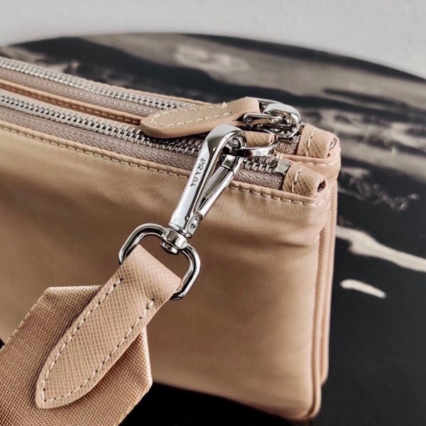 Prada Beige Nylon Re-Edition 2000 Shoulder Bag High