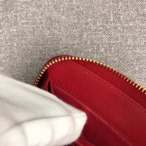 Prada Zipped Wallet In Red Saffiano Leather High