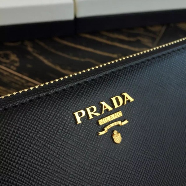 Prada Large Zipped Wallet In Black Saffiano Leather High