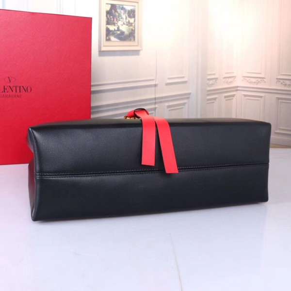 Valentino Garavani Black Large Vring Shopping Tote High