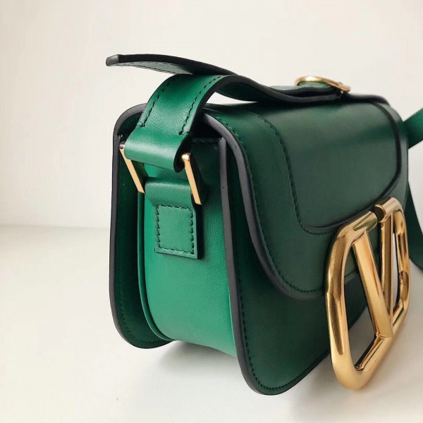 Valentino Supervee Crossbody Bag In Green Leather High