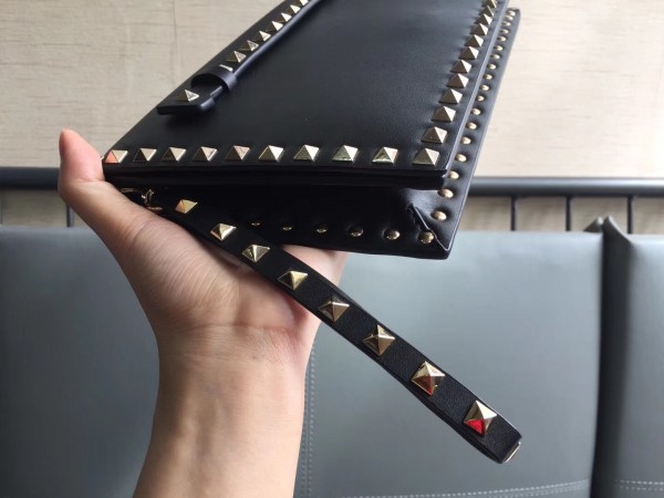 Valentino Medium Clutch In Black Calfskin High