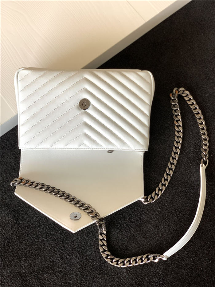 COLLEGE MEDIUM CHAIN BAG IN QUILTED LEATHER White-Silver High