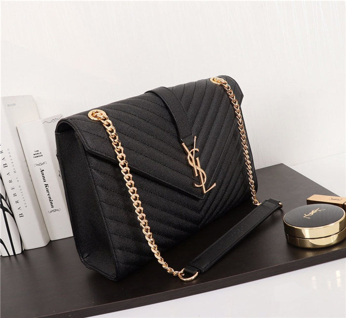 COLLEGE LARGE CHAIN BAG IN QUILTED GRAINED LEATHER Black-Gold High