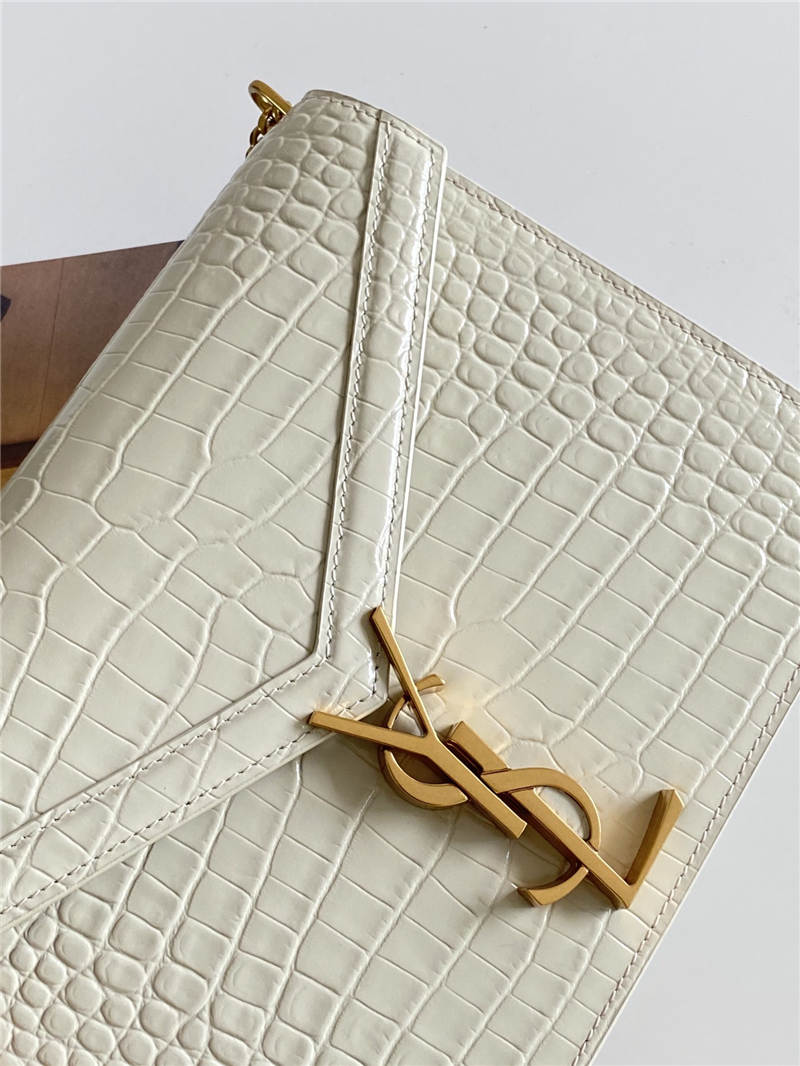 CASSANDRA MEDIUM CHAIN BAG IN CROCODILE-EMBOSSED SHINY LEATHER White High